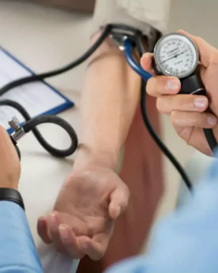 हाई बीपी क्या है - हाई ब्लड प्रेशर को कम करने के उपाय